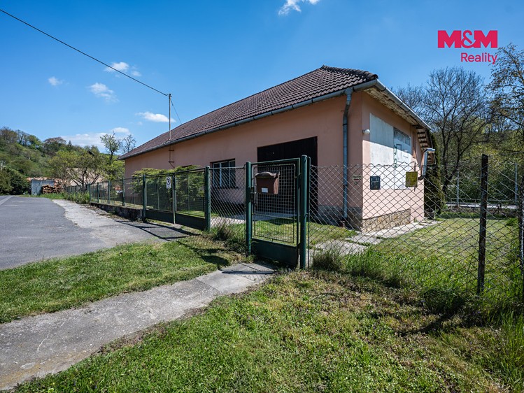 Haus zum Kauf, 298 m² (2 von 10)