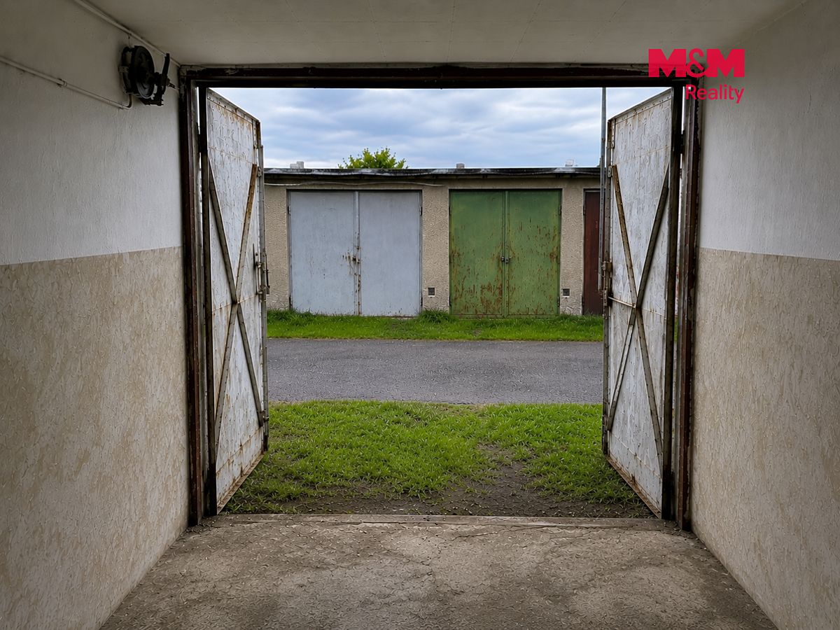 Prodej garáže 18 m² – fotografie 3