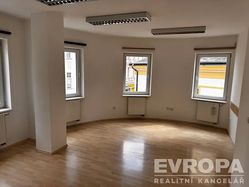 Pronájem kanceláře 27 m², Jablonec nad Nisou – náhled fotky 2