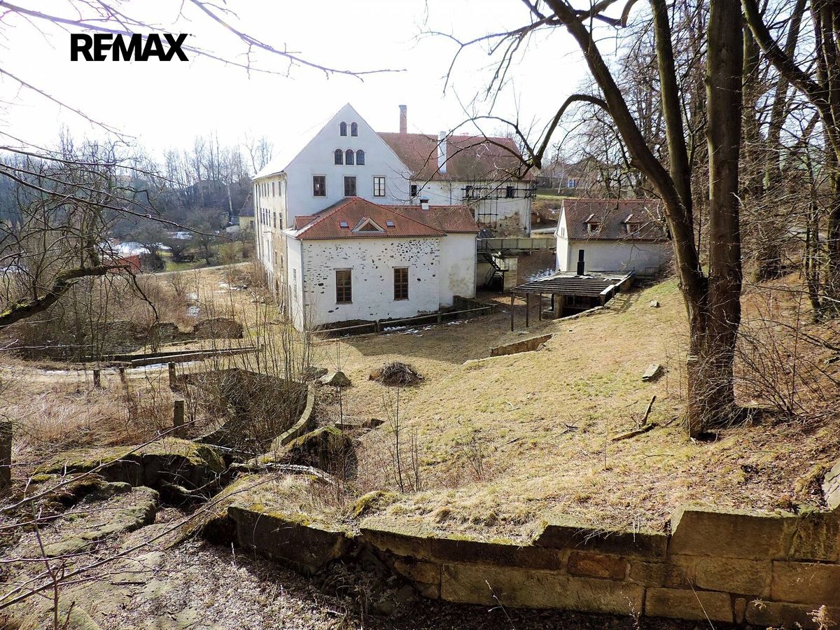Prodej památky 5000 m², pozemek 7969 m² – fotografie 2