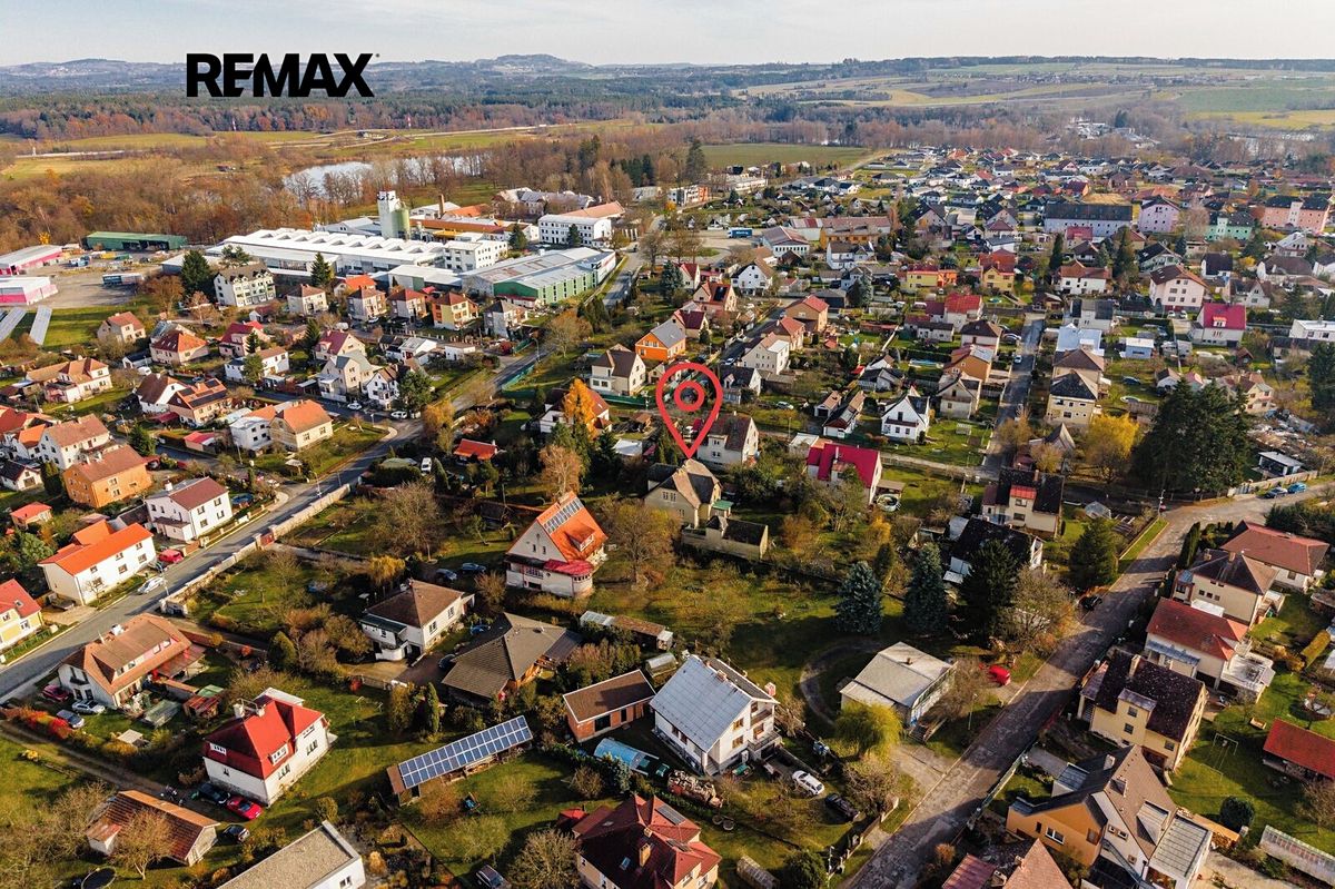 Prodej rodinného domu 216 m², pozemek 2246 m² – fotografie 4