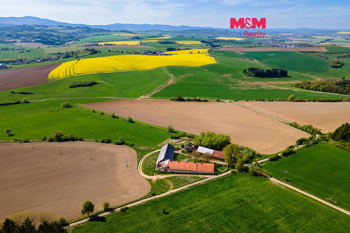 Prodej rodinného domu 149 m², pozemek 14537 m²