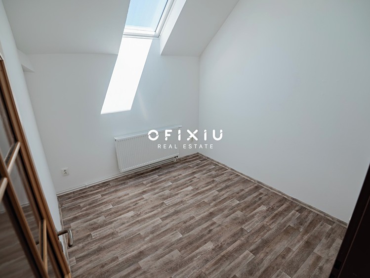 Prodej komerčního prostoru, 276 m² (10 z 21)
