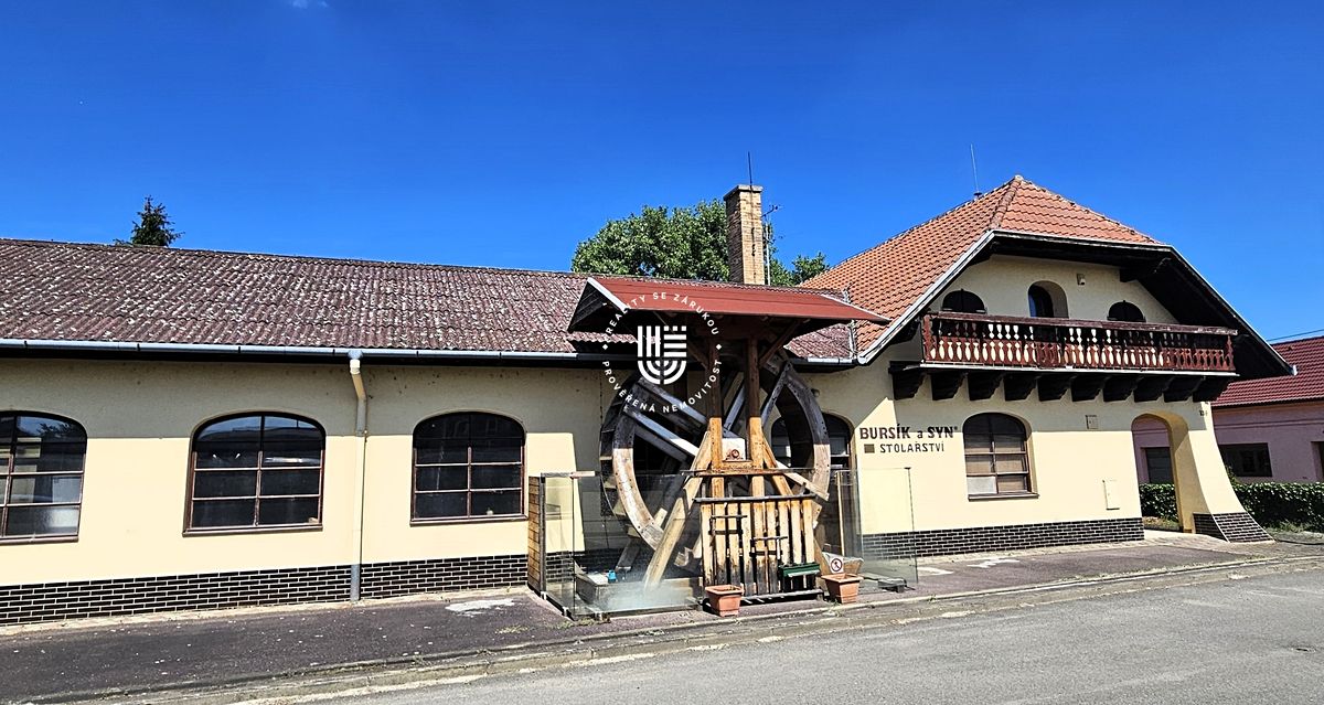 Prodej výrobní haly, prostoru 490 m²