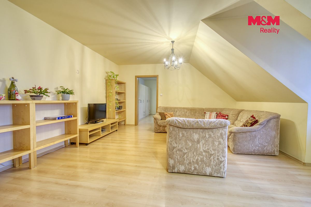 Pronájem bytu 4+kk 122 m² – fotografie 3