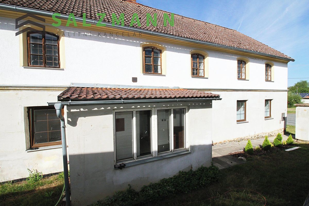 Prodej rodinného domu 280 m², pozemek 1586 m² – fotografie 4
