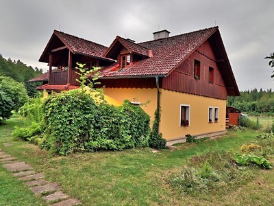 Prodej  rodinného domu 229 m², pozemek 9 487 m²