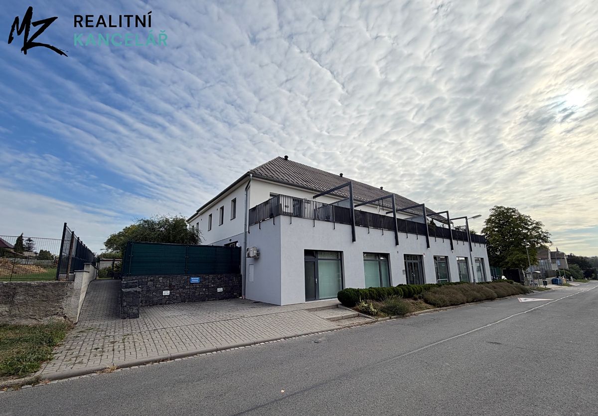 Pronájem bytu 1+kk 53 m²