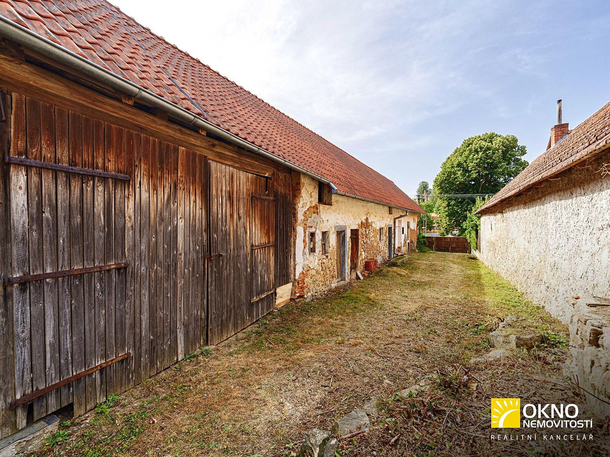 Prodej rodinného domu 100 m², pozemek 737 m² – fotografie 3