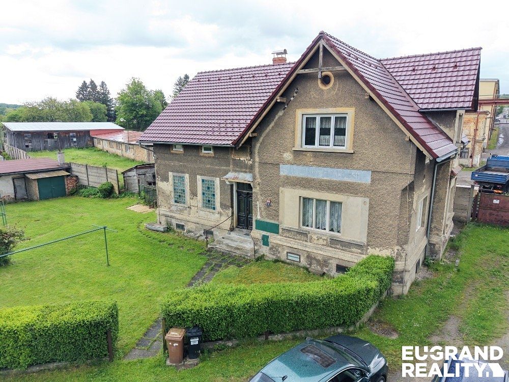 Prodej rodinného domu 260 m², pozemek 405 m² – fotografie 3