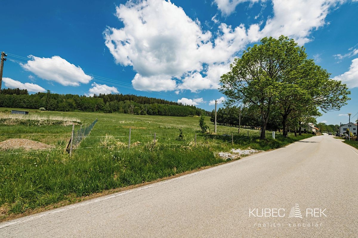 Prodej stavebního pozemku 1559 m² – fotografie 3