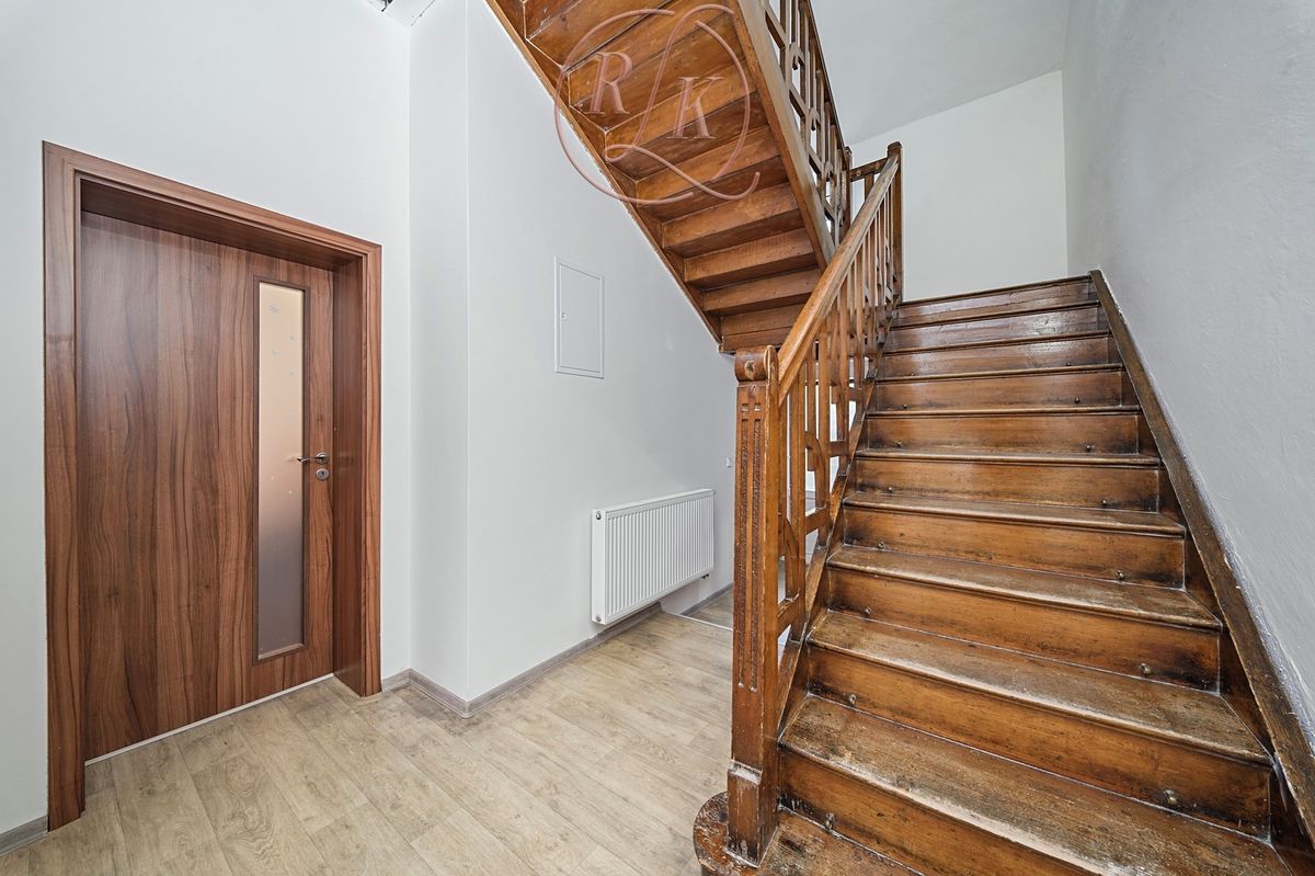 Prodej rodinného domu 150 m², pozemek 164 m² – fotografie 3