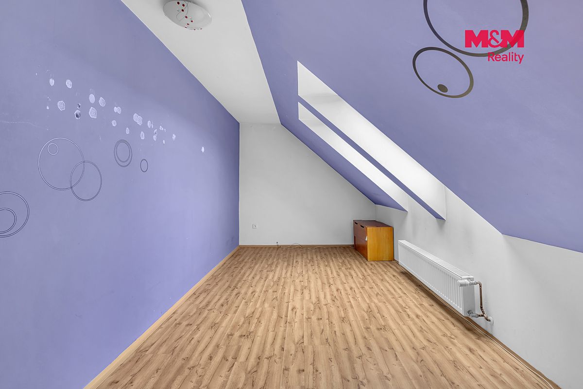 Prodej rodinného domu 201 m², pozemek 478 m² – fotografie 5