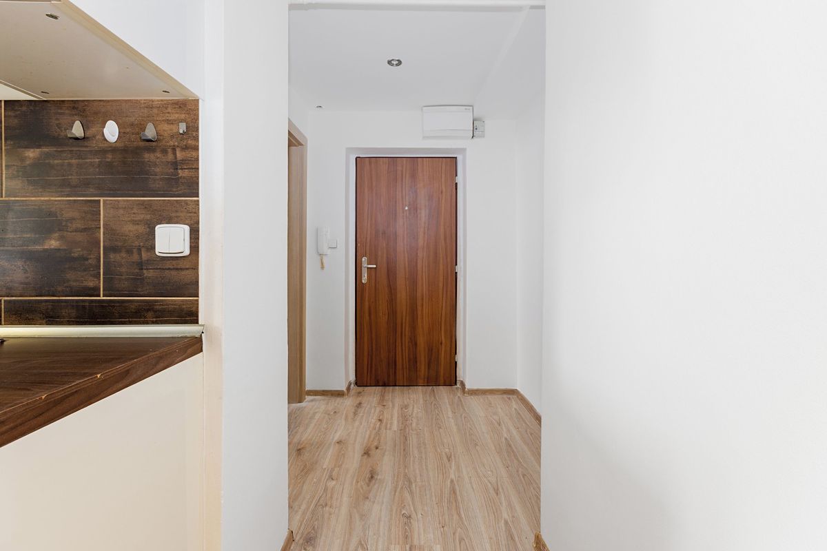 Pronájem bytu 2+1 50 m² – fotografie 4