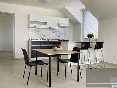Pronájem bytu 4+kk 79 m²