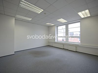 Pronájem kanceláře 515 m²