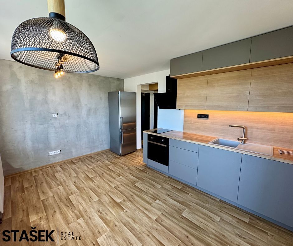 Pronájem bytu 2+kk 35 m² – fotografie 3