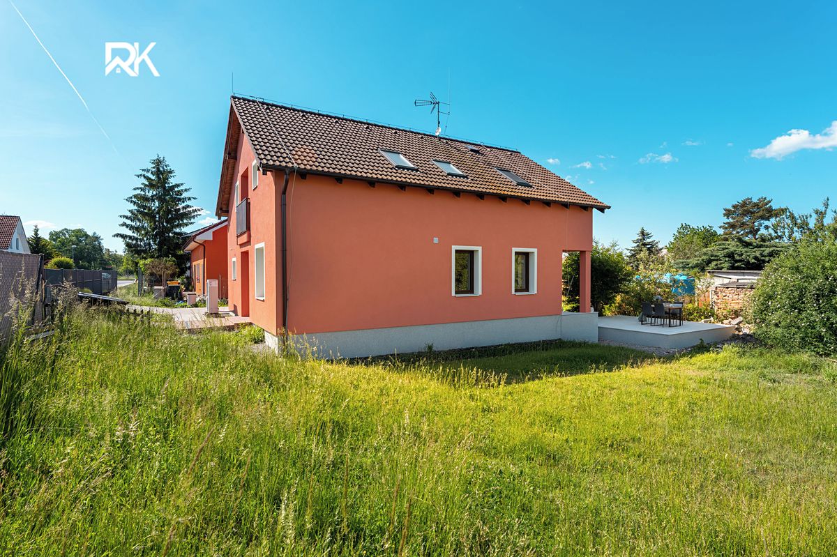 Prodej rodinného domu 162 m², pozemek 377 m² – fotografie 5