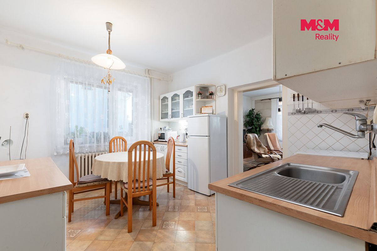 Prodej rodinného domu 120 m², pozemek 1537 m² – fotografie 4