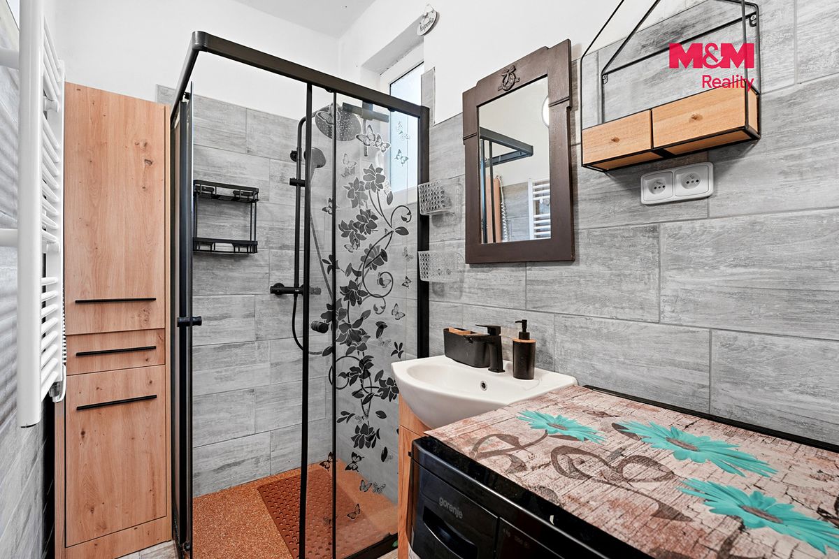 Prodej rodinného domu 70 m², pozemek 435 m² – fotografie 3