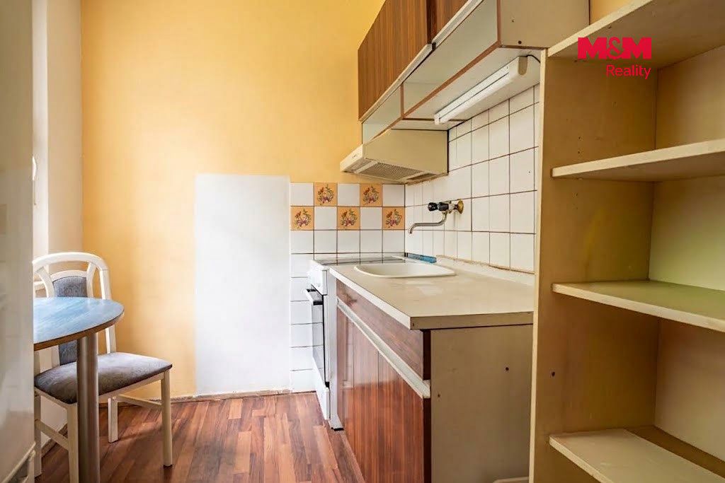Pronájem bytu 2+1 48 m² – fotografie 3