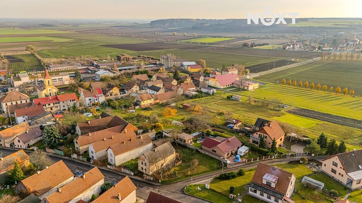 Prodej rodinného domu 120 m², pozemek 704 m² – fotografie 3