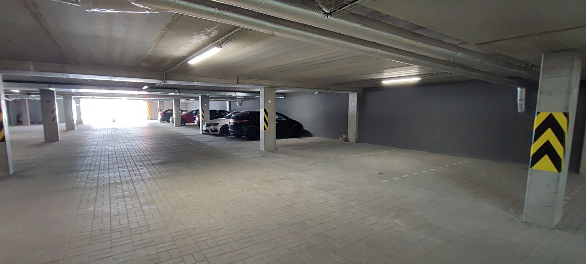 Prodej garážového stání 13 m² – fotografie 2