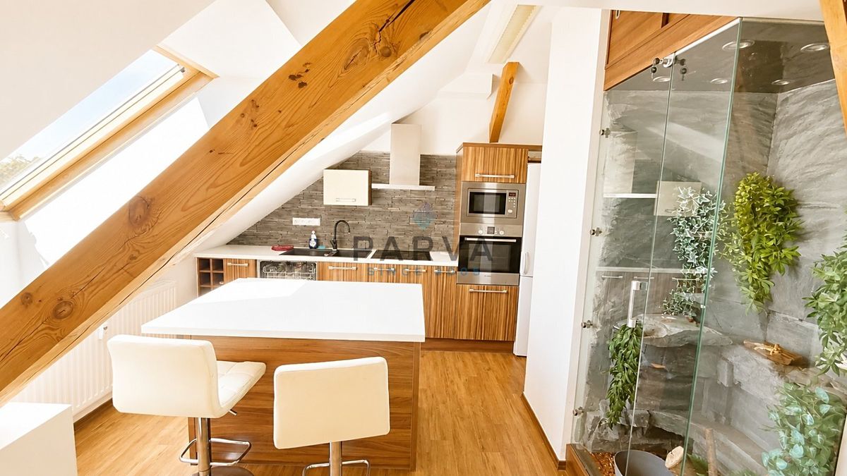 Pronájem bytu 2+kk 50 m²