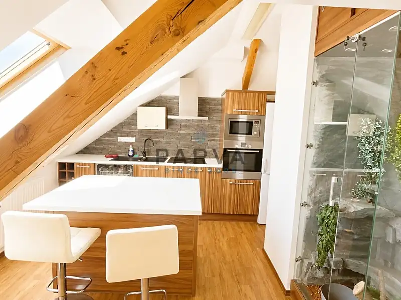 Pronájem, Byt, 2+kk, 50 m²