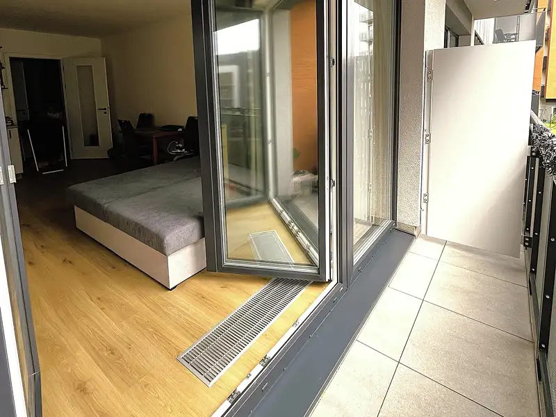 Prodej bytu 1+kk 33 m², Praha – náhled fotky 2