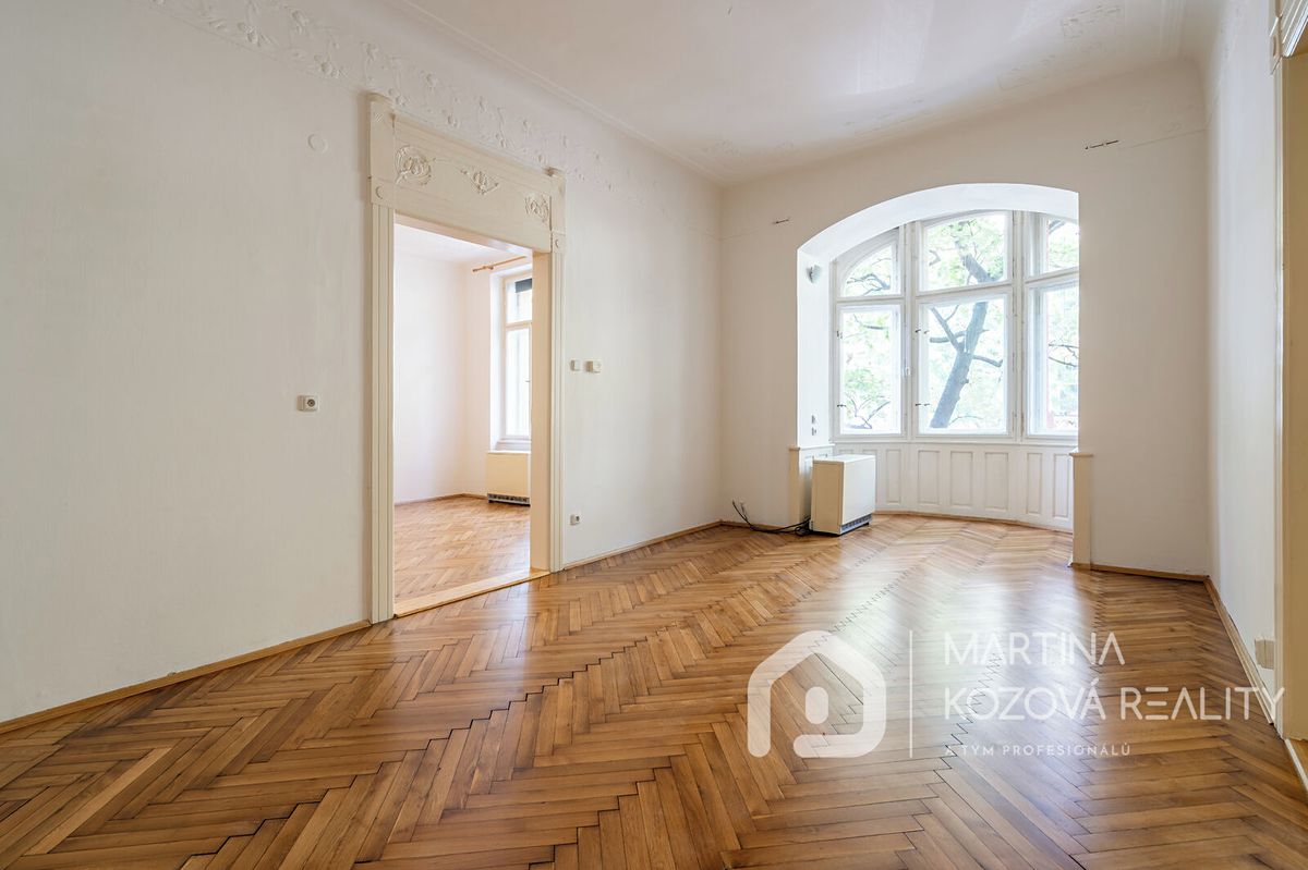 Pronájem bytu 4+1 130 m² – fotografie 3