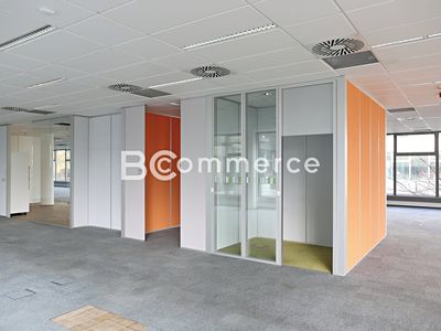 Pronájem kanceláře 572 m²