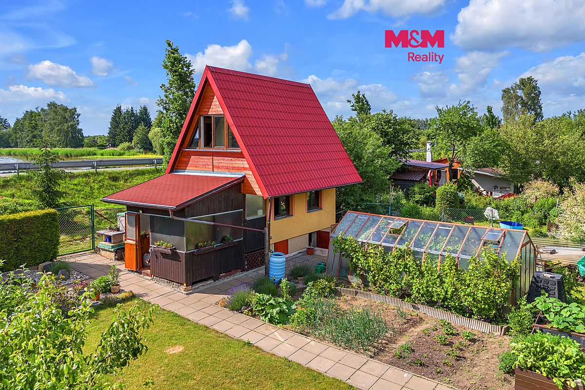 Prodej chaty 35 m², pozemek 353 m²