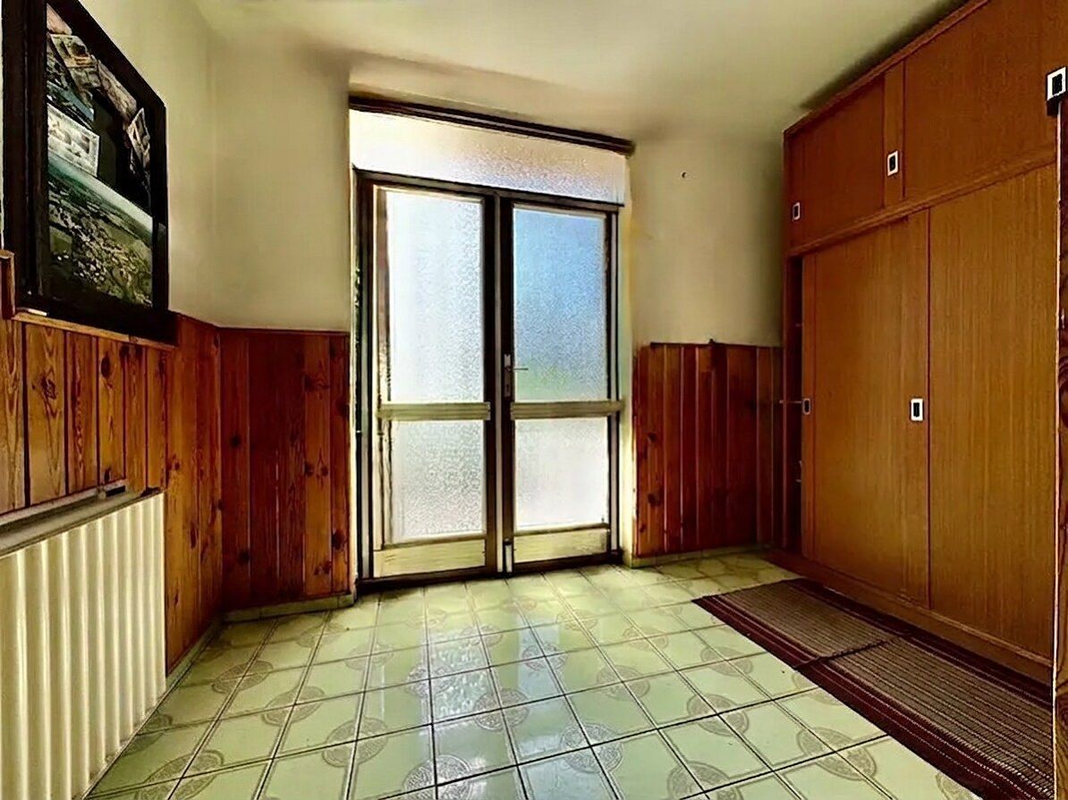 Prodej rodinného domu 220 m², pozemek 517 m² – fotografie 3