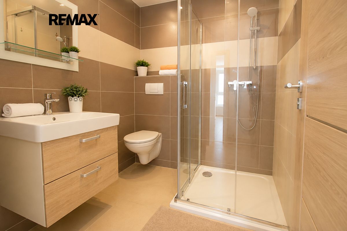 Pronájem rodinného domu 170 m², pozemek 464 m² – fotografie 5