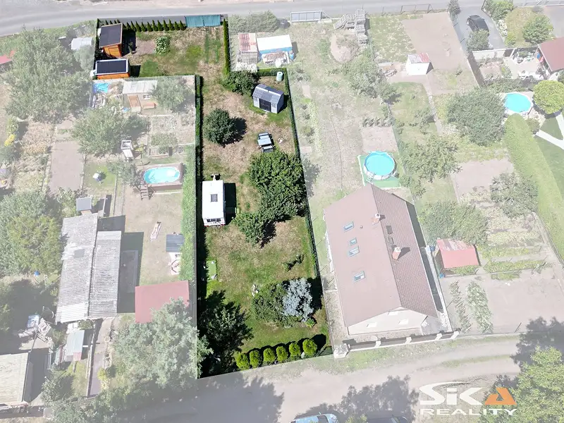 Prodej stavebního pozemku 683 m², Louny – náhled fotky 2