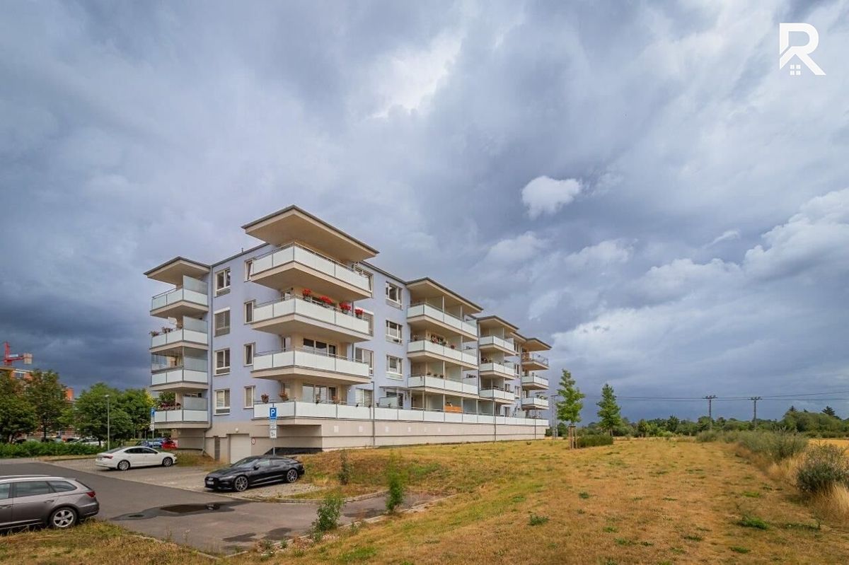 Pronájem bytu 3+kk 58 m² – fotografie 2
