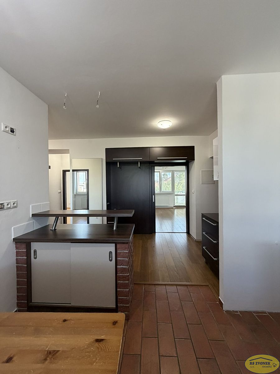 Pronájem bytu 3+1 87 m² – fotografie 5