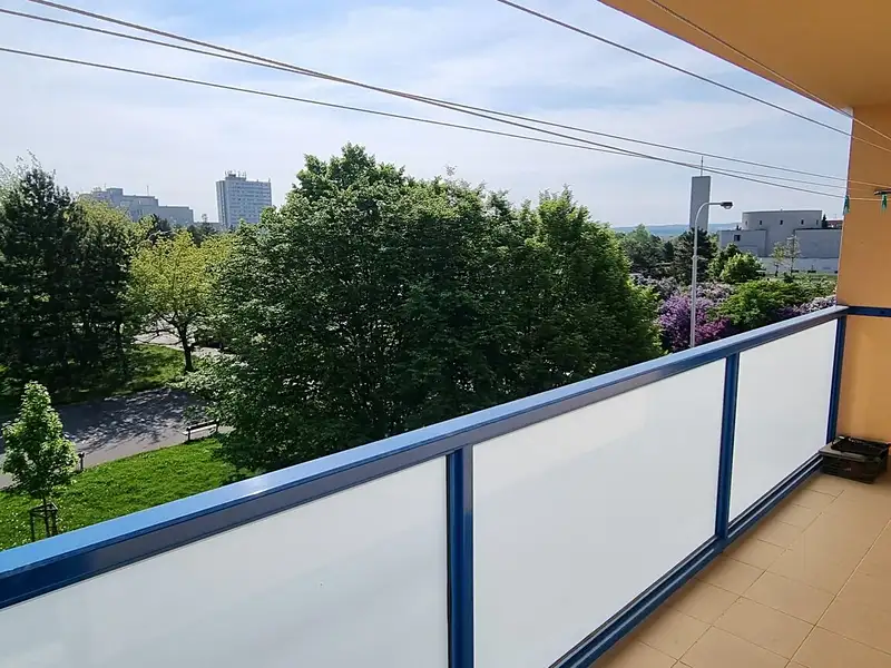 Pronájem bytu 1+1 37 m², Praha – náhled fotky 1