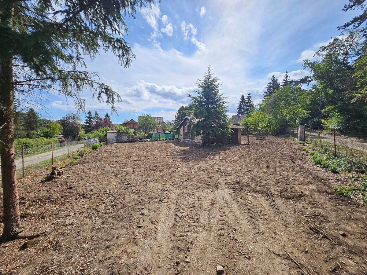 Prodej stavebního pozemku 779 m² – fotografie 5