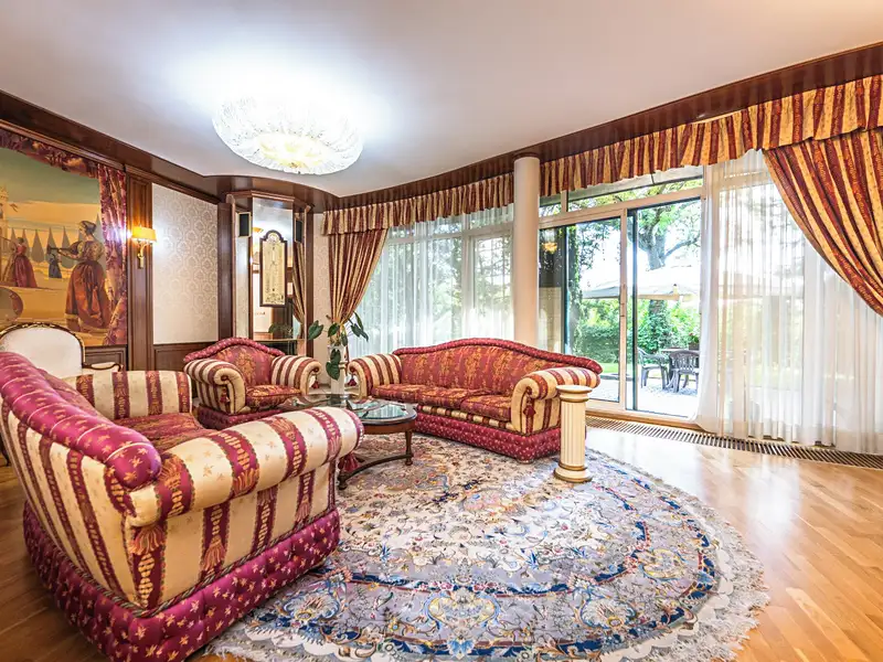 Pronájem rodinného domu 390 m², pozemek 1510 m², Průhonice – náhled fotky 3
