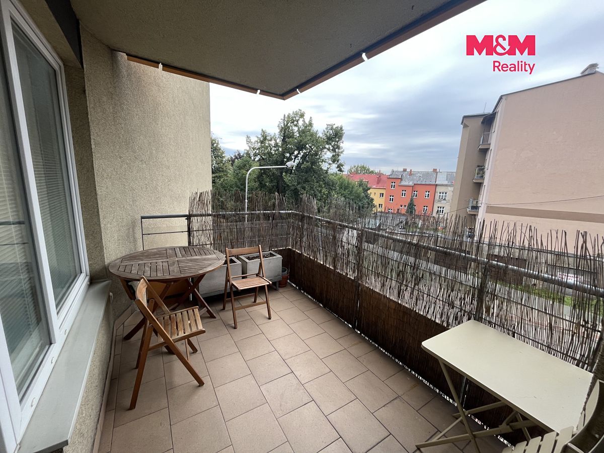 Pronájem bytu 2+kk 39 m² – fotografie 4