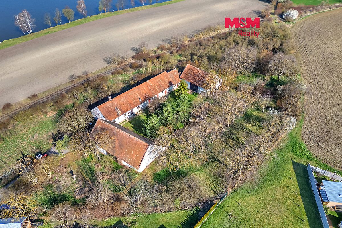 Prodej zemědělské usedlosti 253 m², pozemek 9482 m²