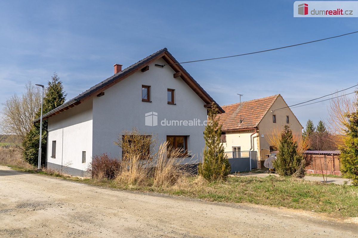 Prodej rodinného domu 80 m², pozemek 515 m², Kostelec – fotka 1 z 3