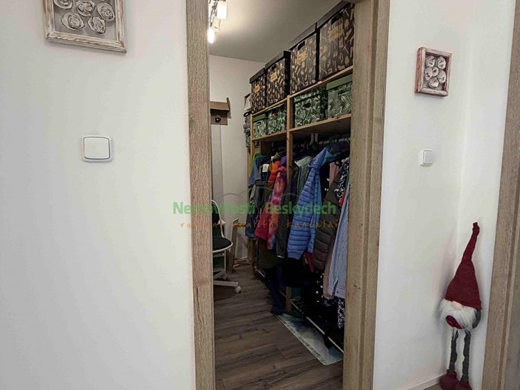 Prodej domu, 180 m² (24 z 34)