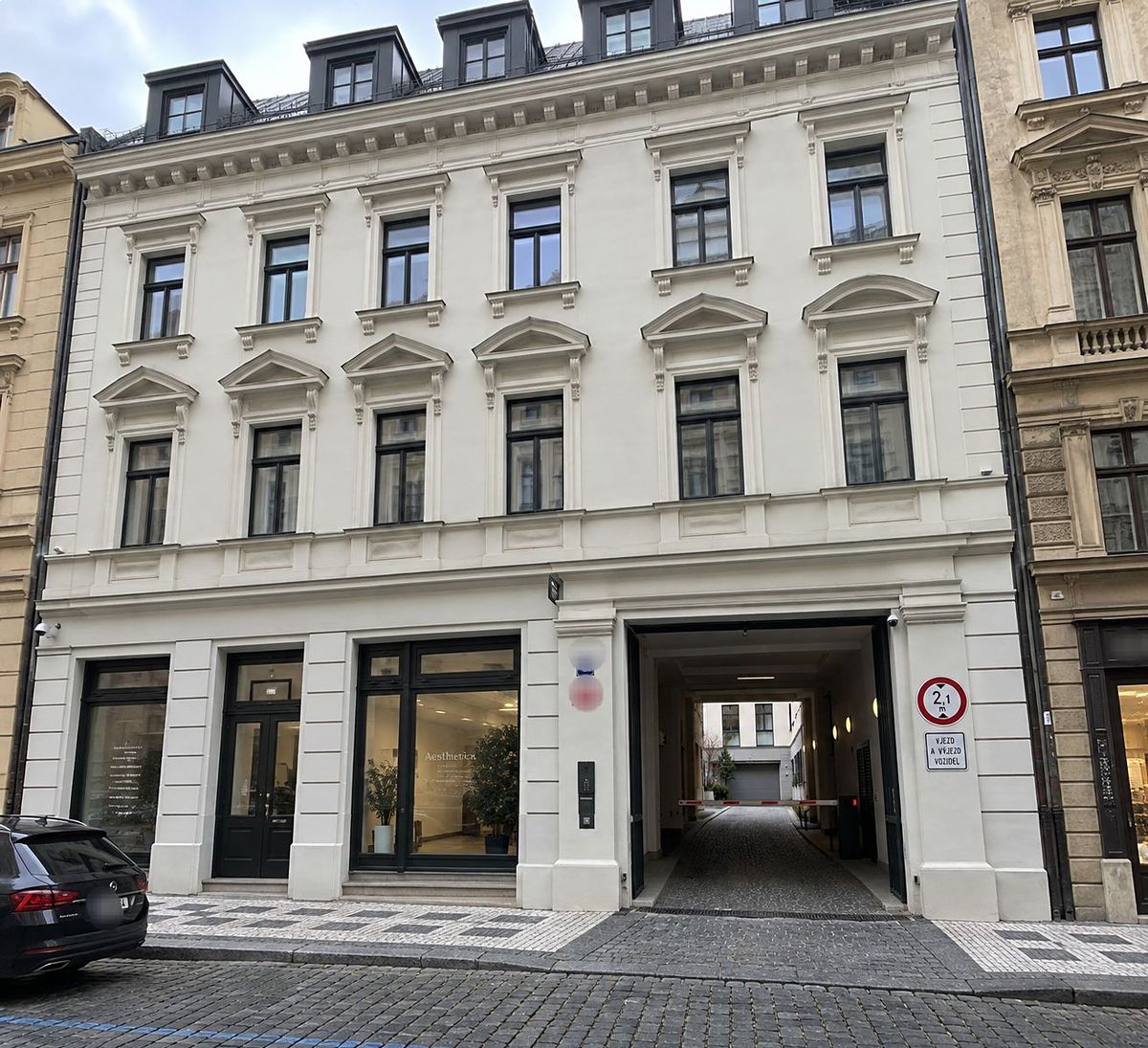 Prodej garážového stání 11 m² – fotografie 3