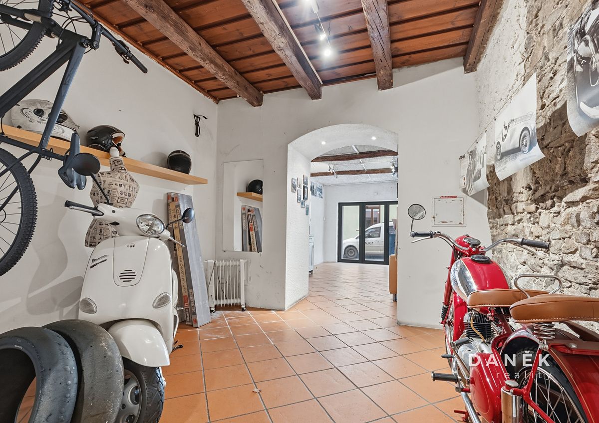 Pronájem obchodního prostoru 50 m² – fotografie 3