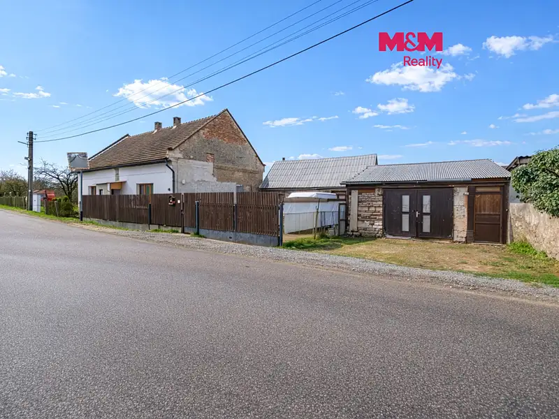 Prodej rodinného domu 105 m², pozemek 641 m², Chotětov – náhled fotky 1