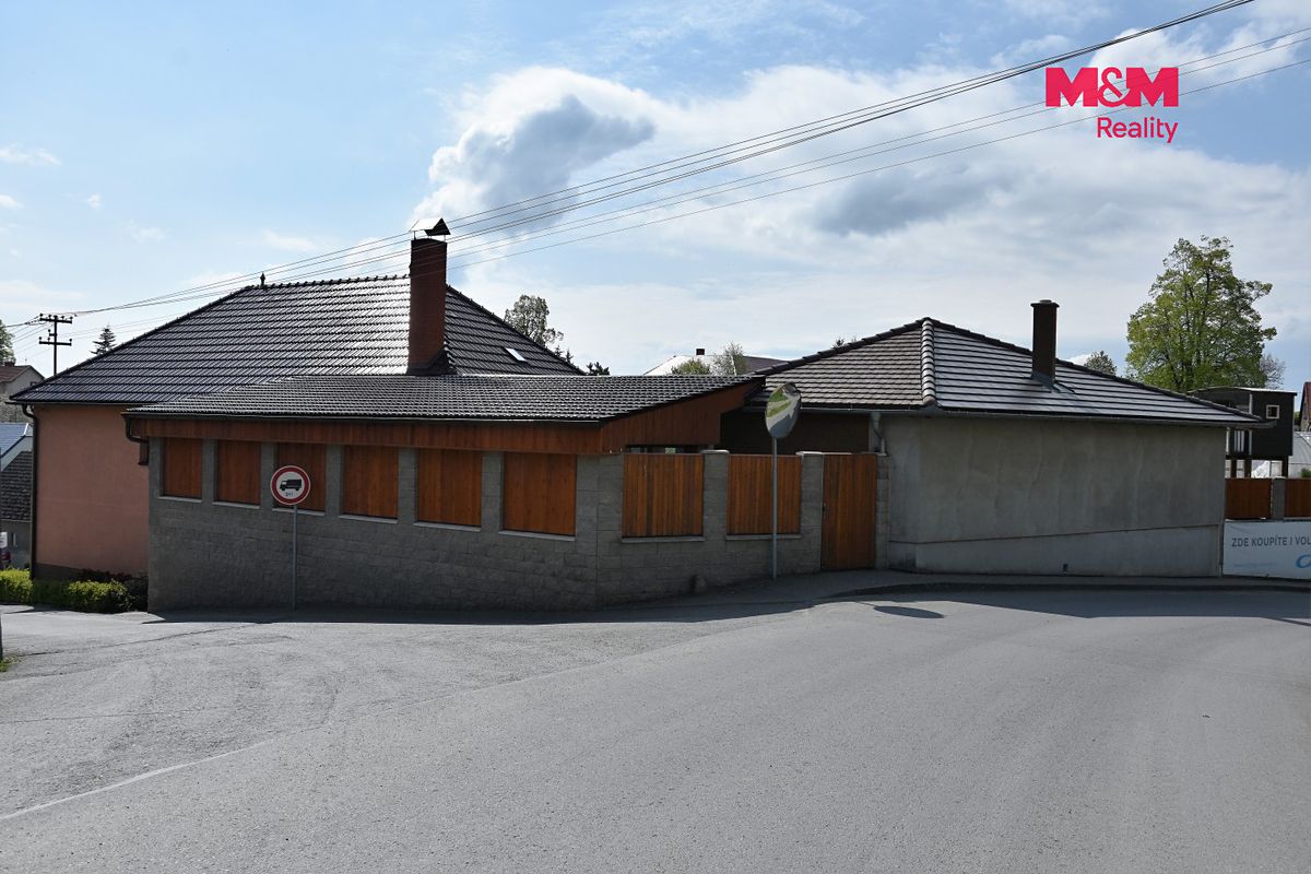 Prodej rodinného domu 180 m², pozemek 1217 m² – fotografie 5