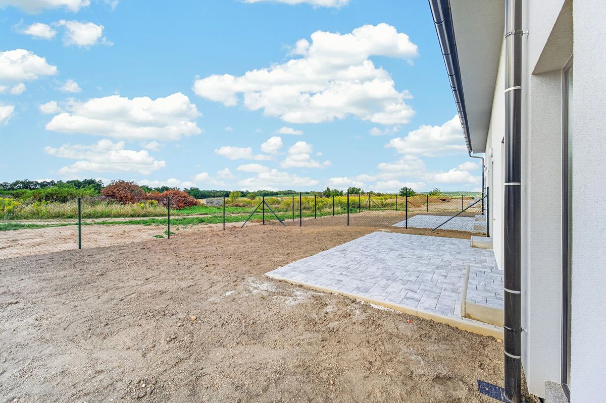 Prodej rodinného domu 123 m², pozemek 400 m² – fotografie 3